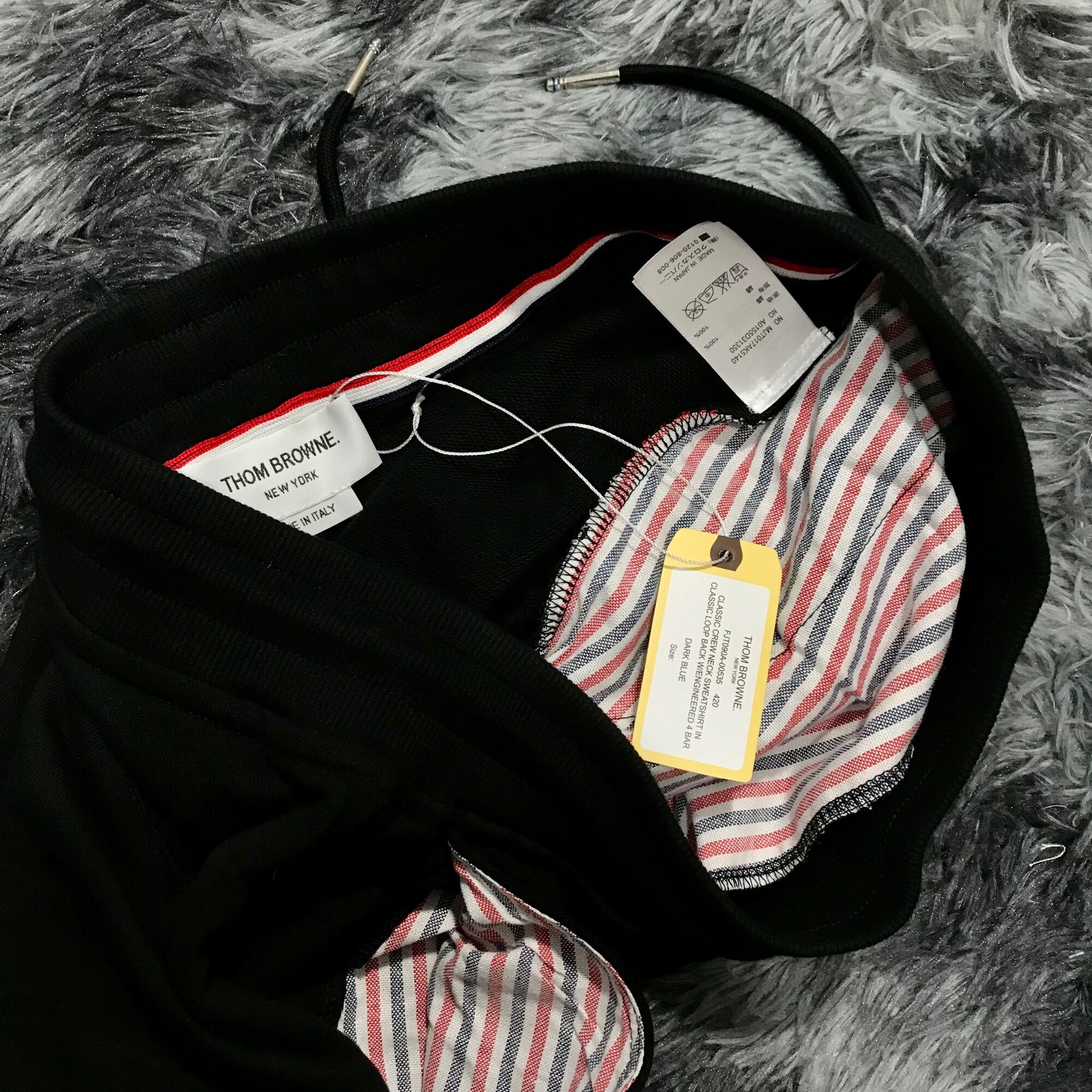 Quần short Thom brow cao cấp đen, nỉ dày