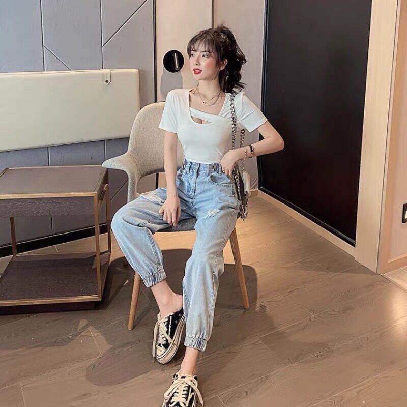 Áo croptop cổ tròn dây chéo tay ngắn