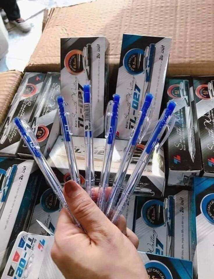 Hộp 20 chiếc bút bi Thiên Long