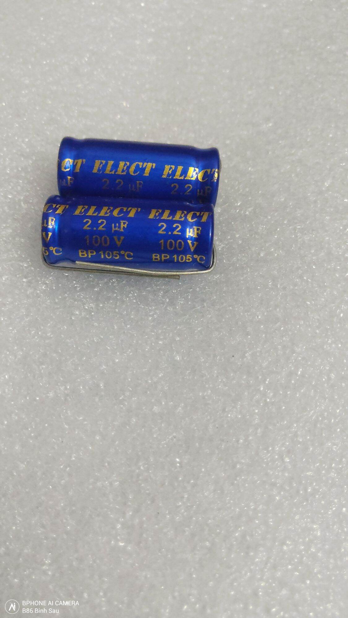 2 cái  tụ 2,2uf 100v cho loa trep