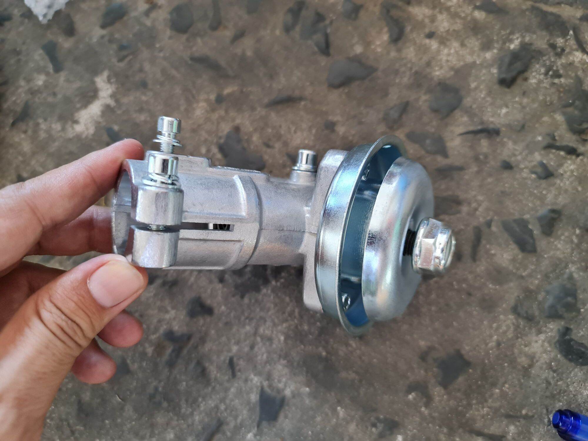 Đầu Bò Máy Cắt Cỏ ( Láp 28 - 9 Răng )