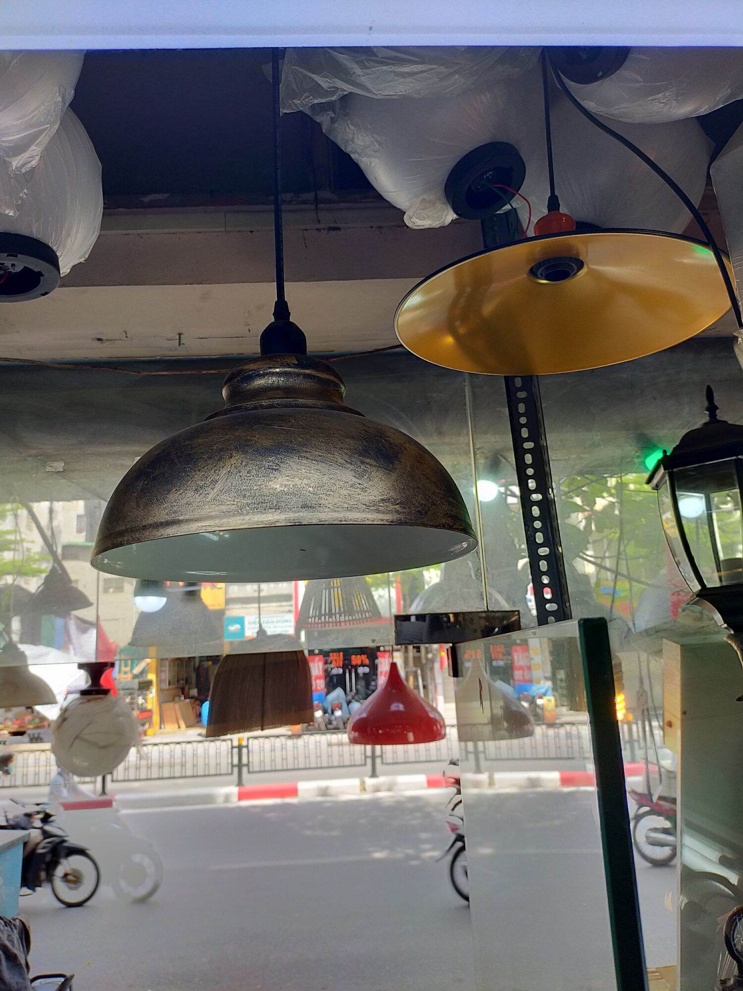 Conbo 3 chao đèn thả d30cm màu đồng trang trí