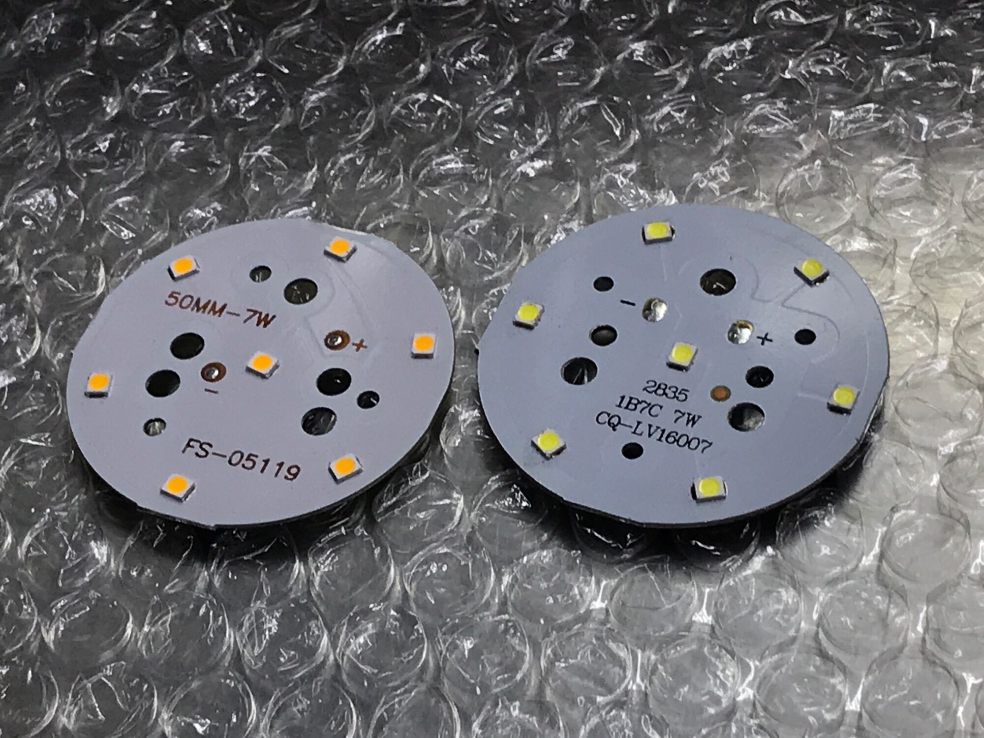 Led vỉ tròn 7W 2835 ( chạy qua chấn lưu) , thay cho đèn led rọi