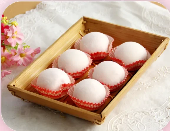 Bánh tuyết thiên sứ mochi dâu ( Ship hoả tốc TP.HCM)
