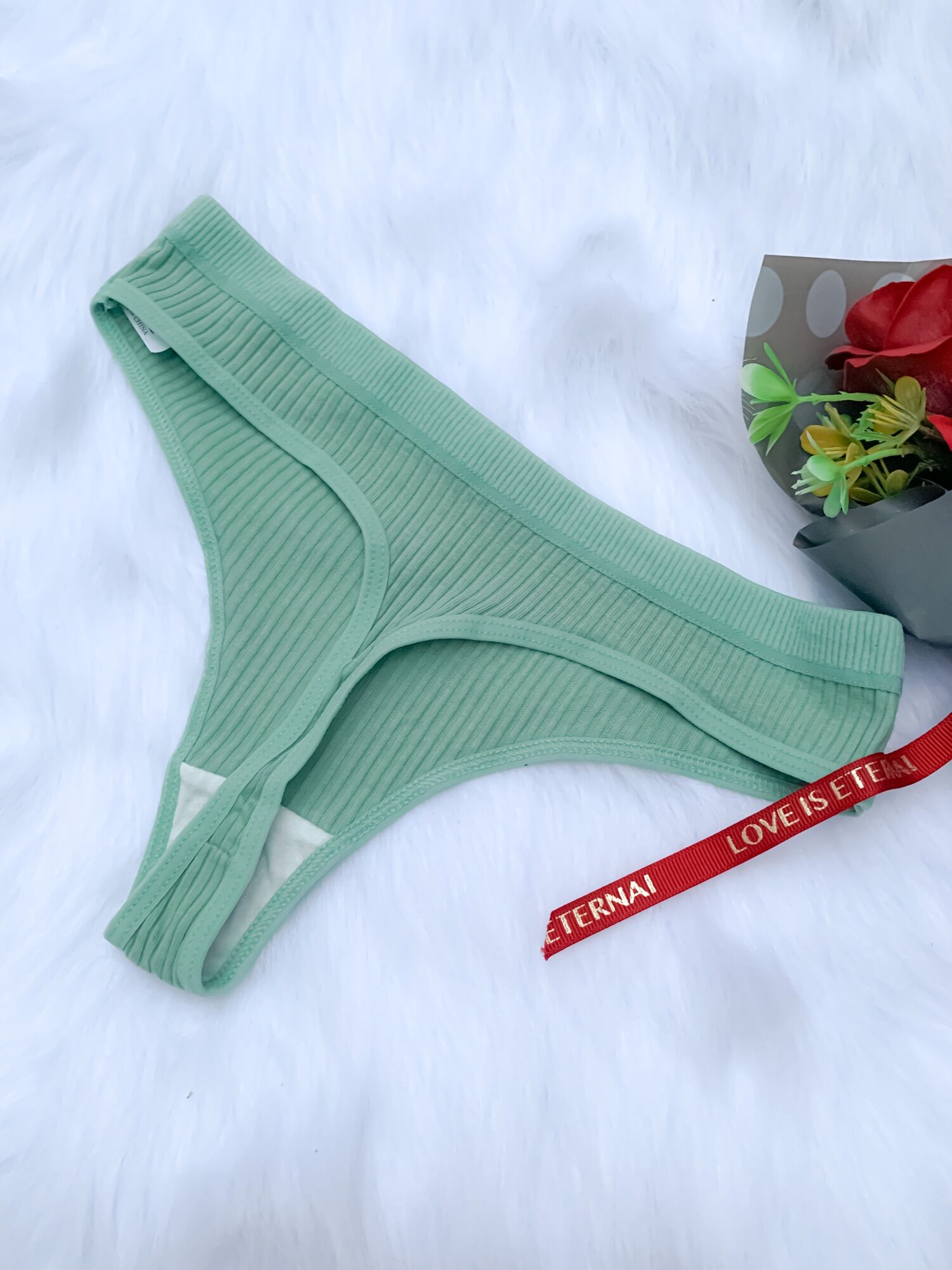 QUẦN COTTON LỌT KHE
