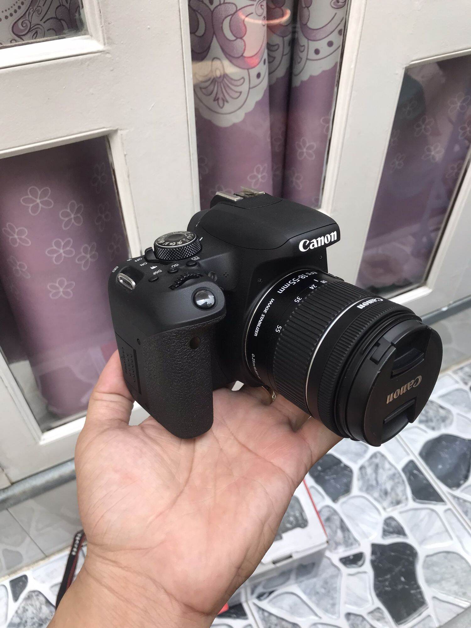 Canon 800D kèm kits 18-55mm