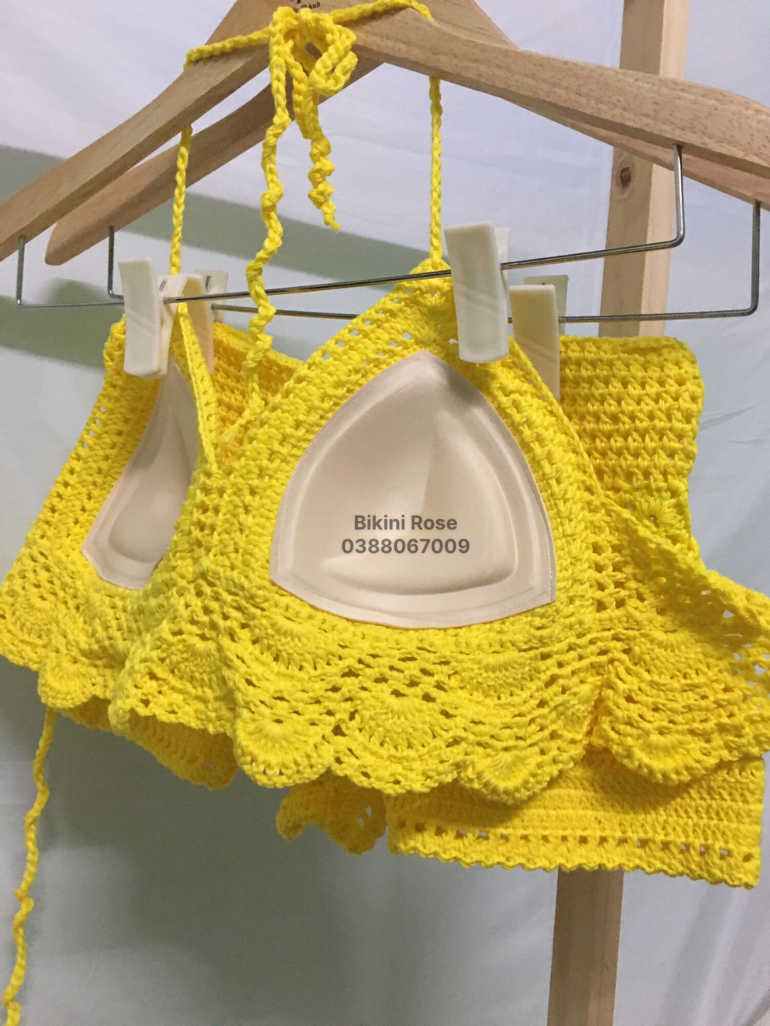 Sét bikini len móc khách đặt