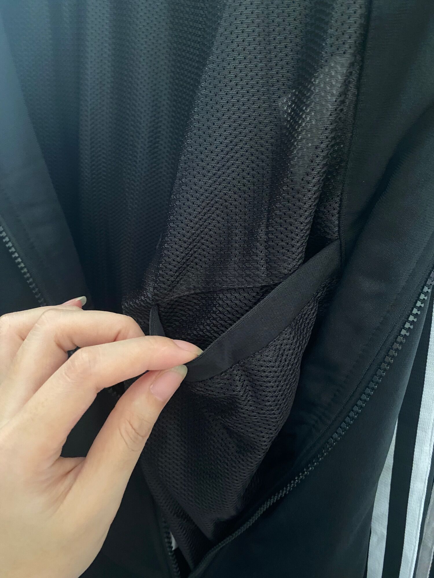 [3-5/8 Hoàn Tiền 25%]Áo Khoác Adidass Track Jacket lót lưới chuẩn Auth