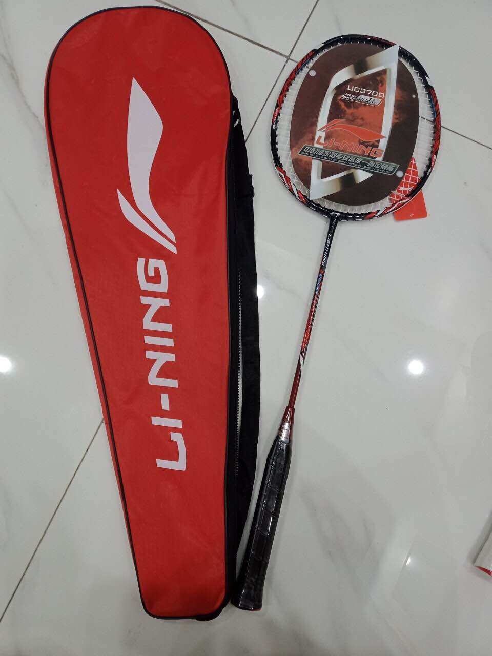 Vợt cầu lông LI-NING( 1 đôi= 2chiếc,tặng bao đựng vợt)