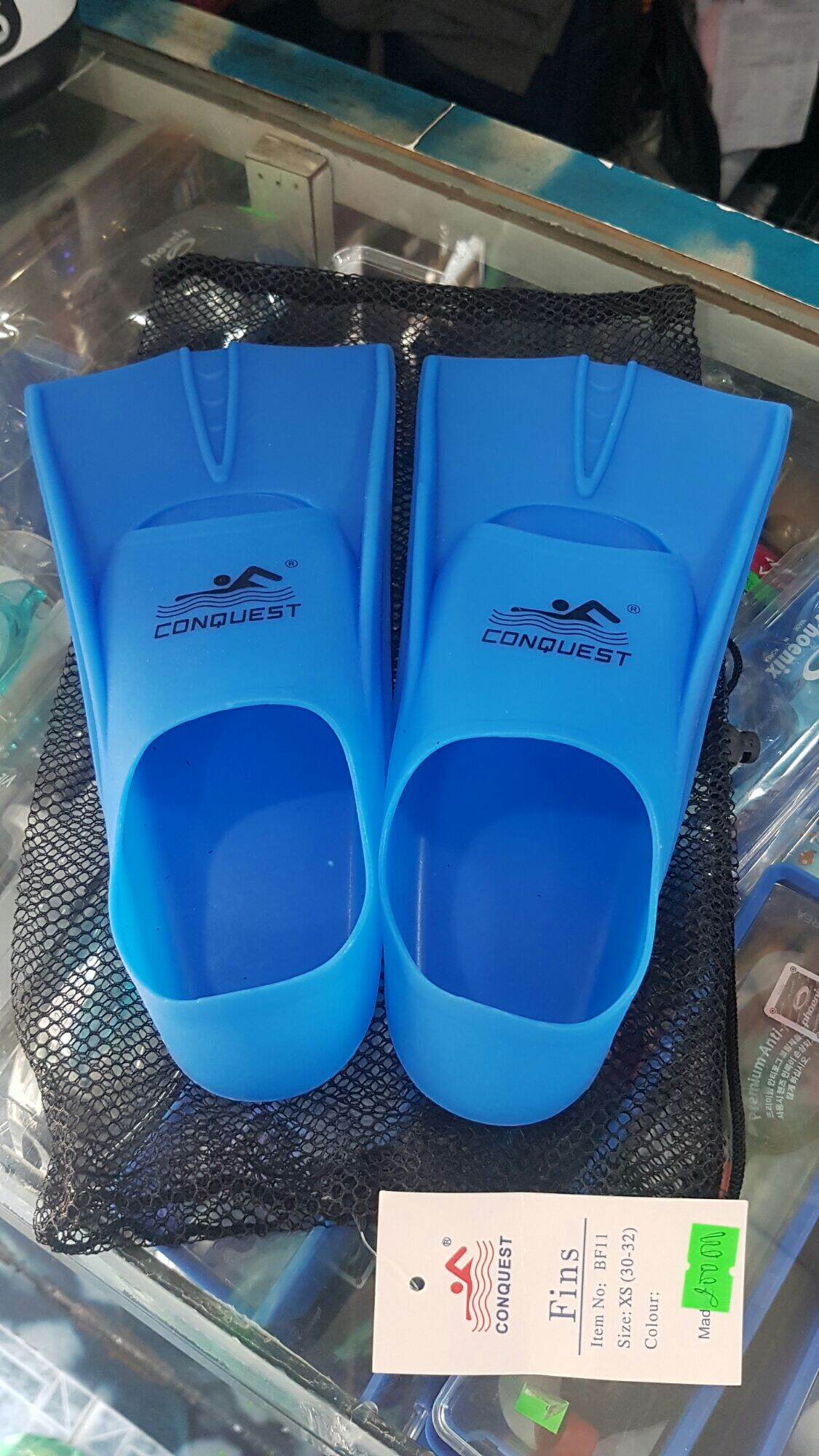 Chân vịt bơi lội conquest / size S / 200k 1đôi