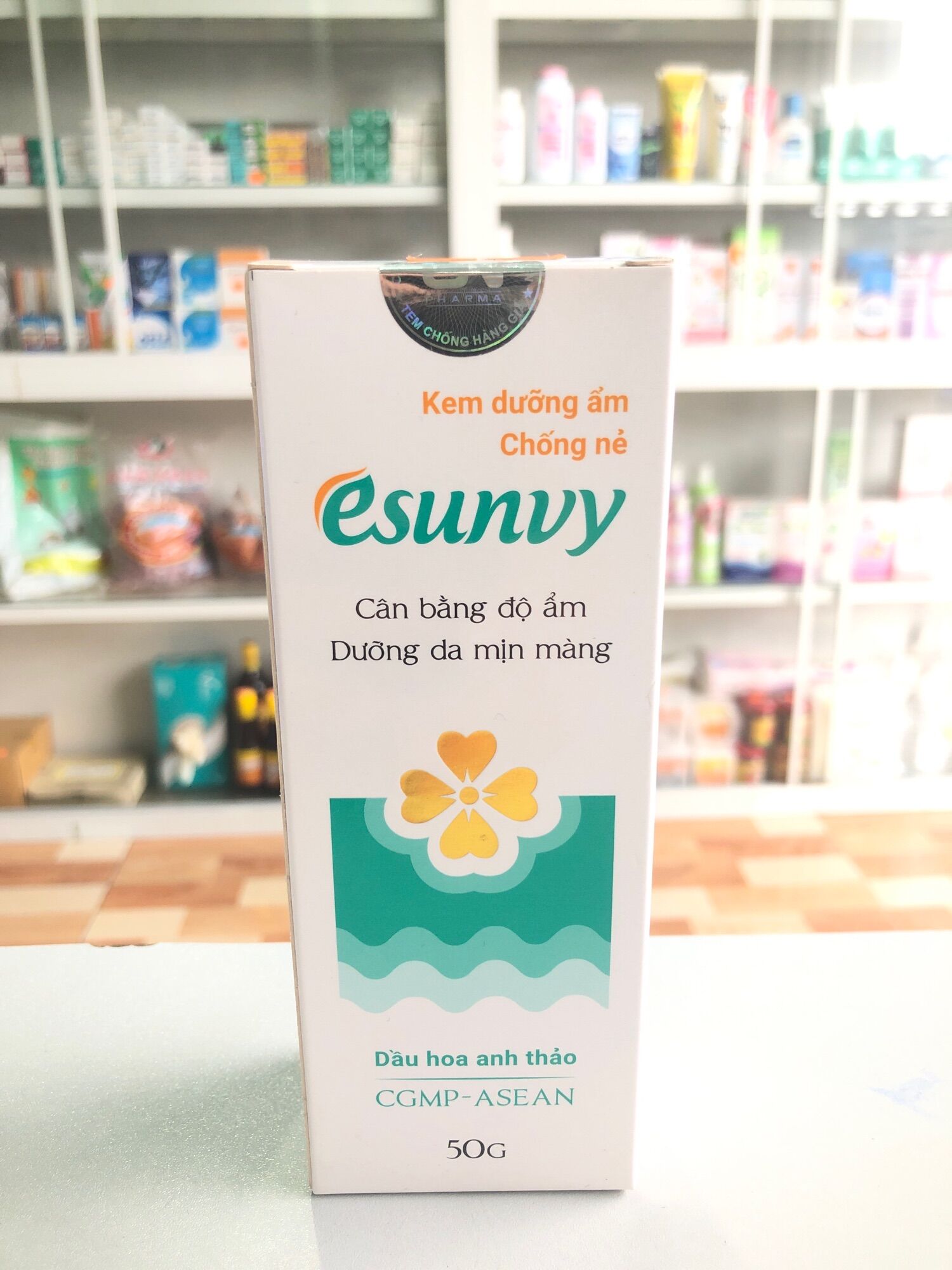 Kem dưỡng ẩm Esunvy
