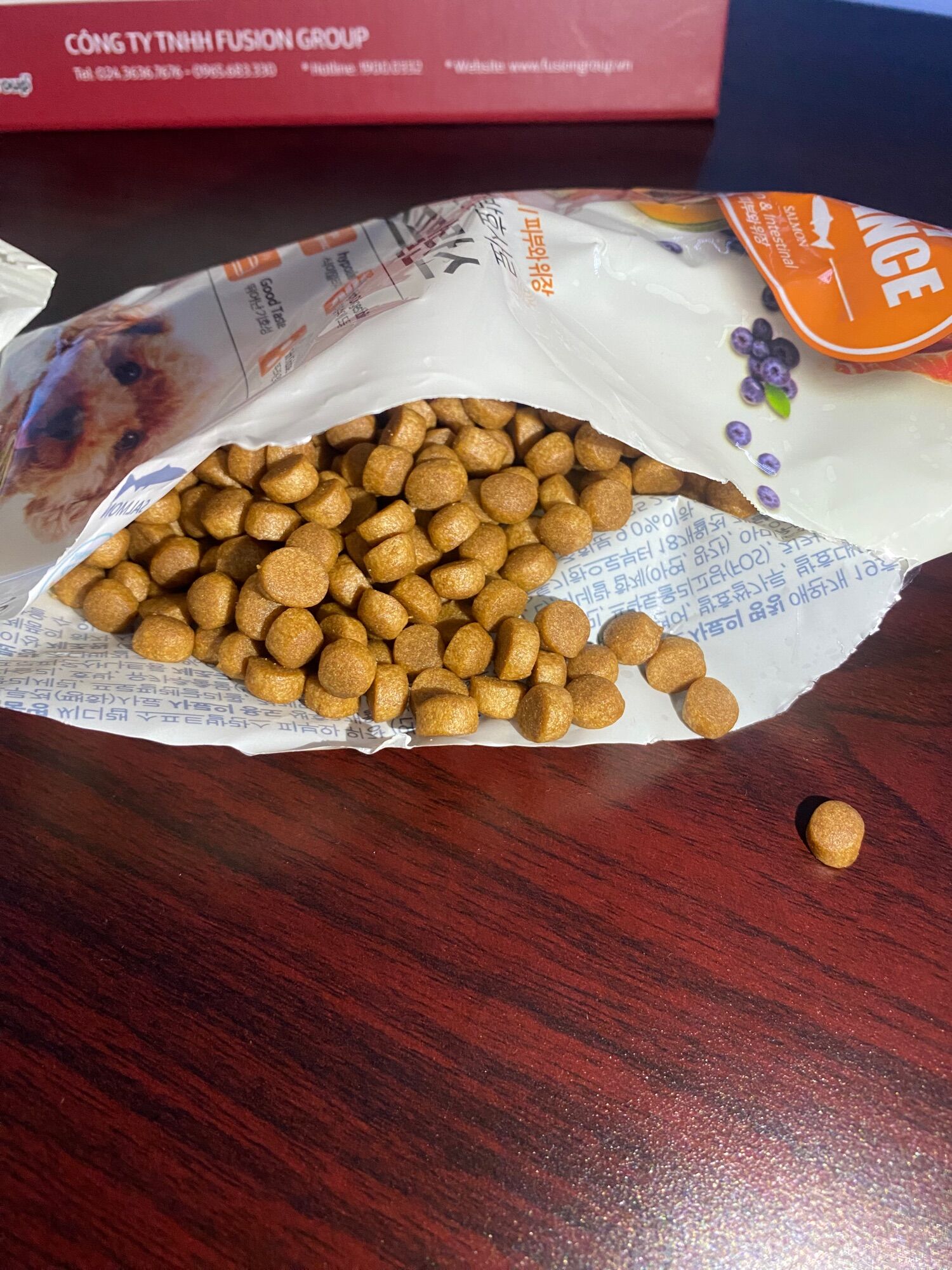 [HẠT MỀM][1,2kg] Thức ăn cho chó hạt mềm SoftBalance cho chó mọi lứa tuổi