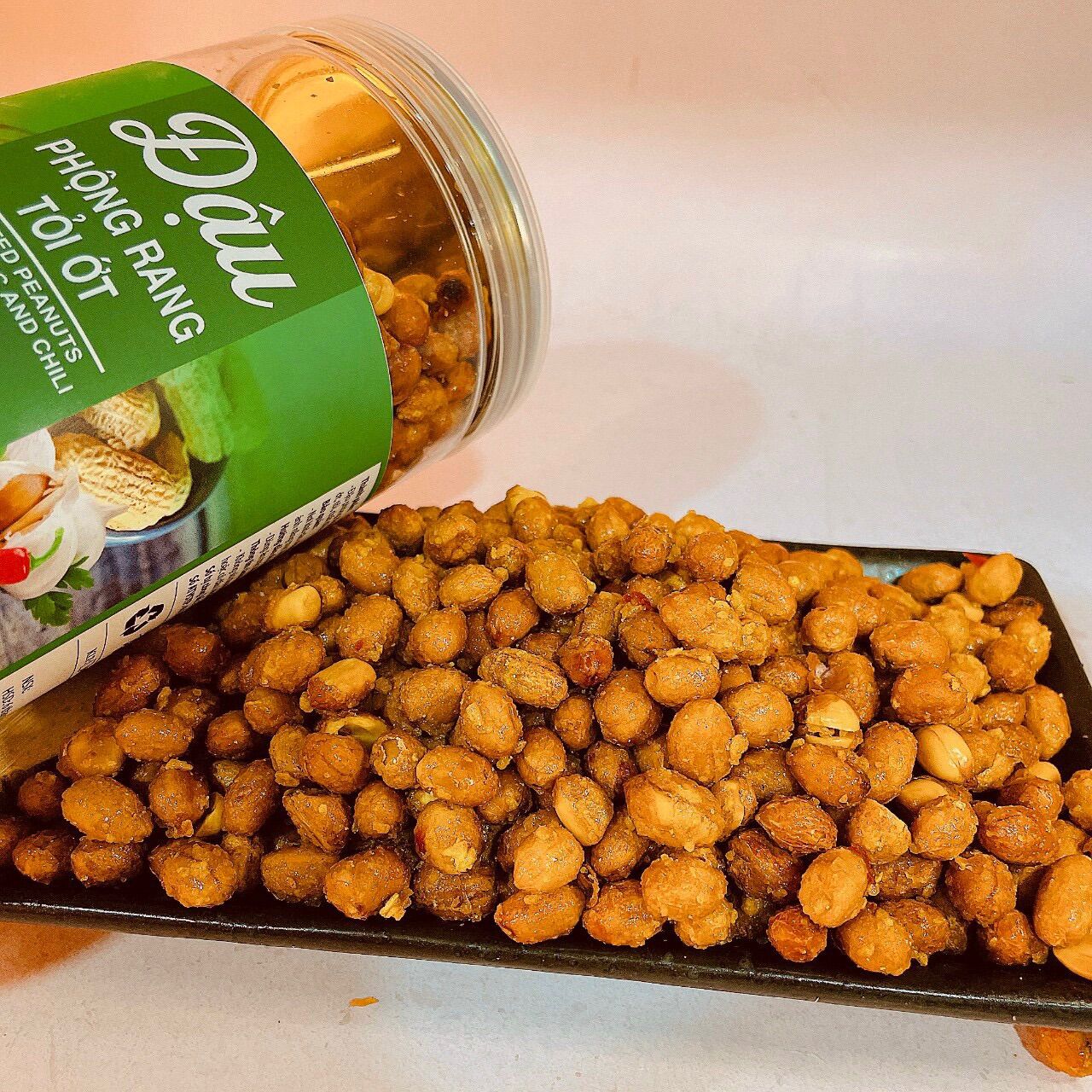 Đậu phộng rang tỏi ớt hũ pet 500gram