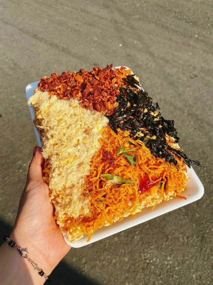 Cơm cháy mix 4 vị khay như hình