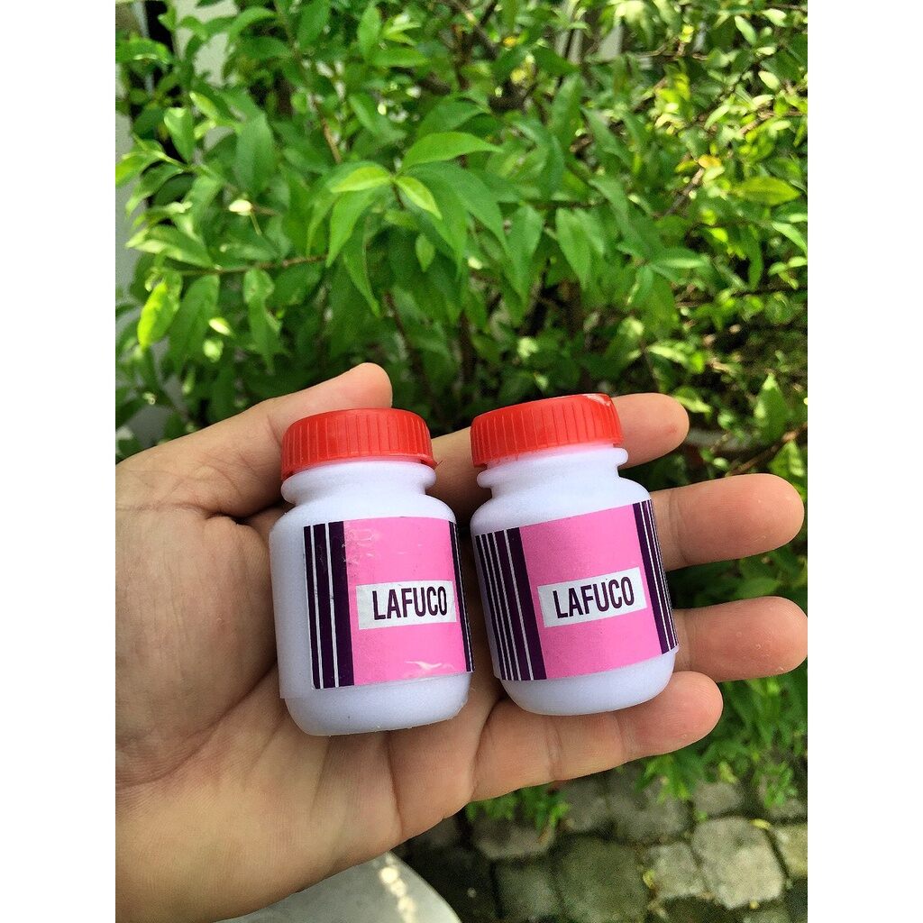 2 hủ làm mềm da móng tay trước khi cắt