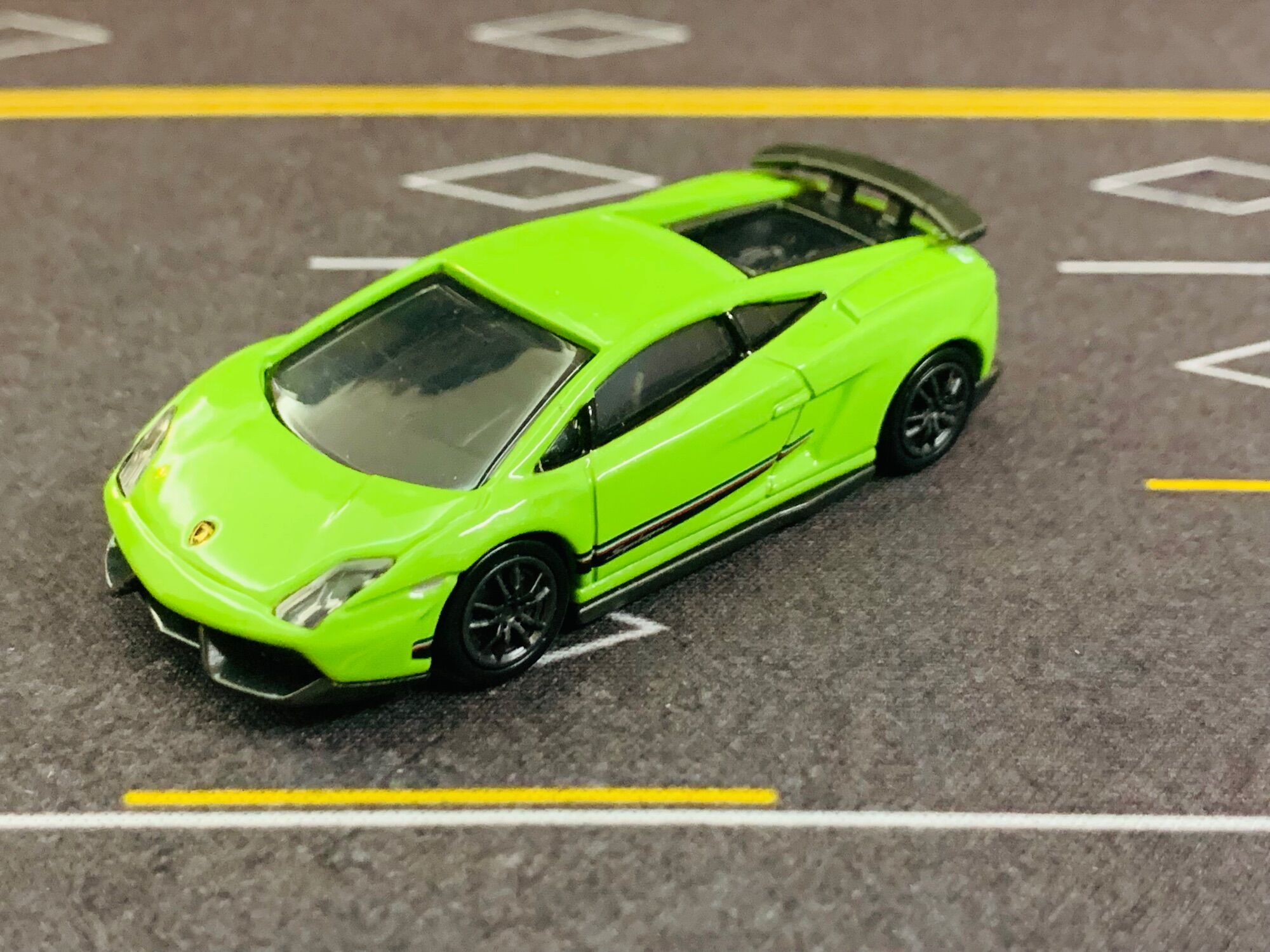 Hobby Store xe mô hình Tomica Lamborghini Gallardo Xanh
