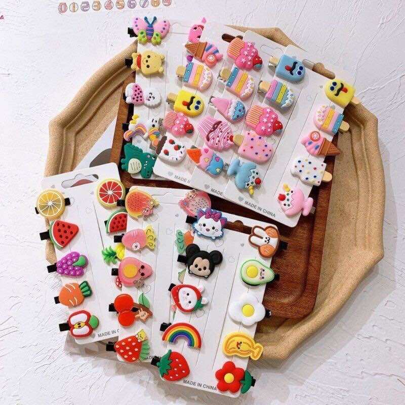 Sét 14 kẹp tóc mái gấu-dâu tây cho bé