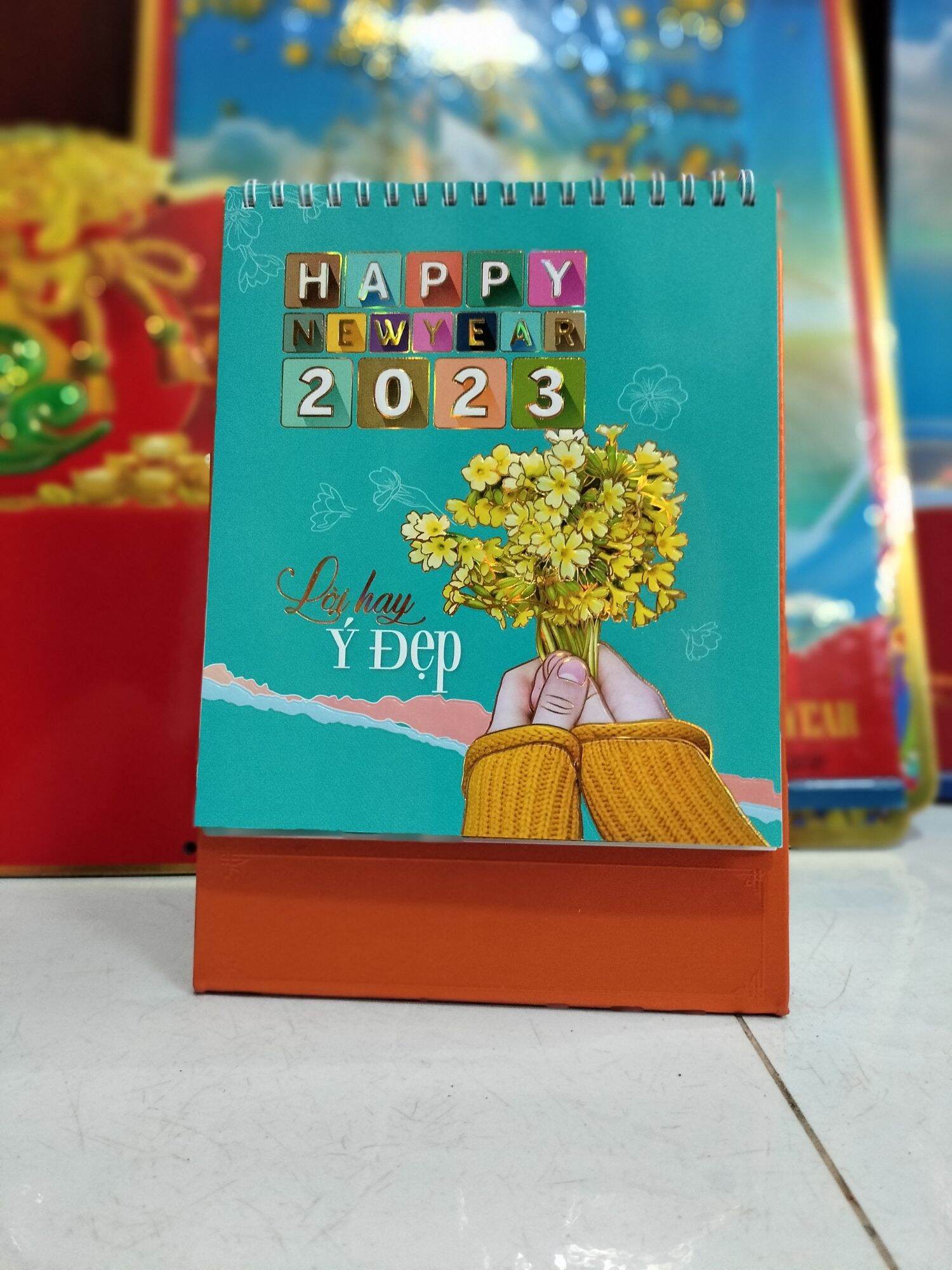 Lịch để bàn 2023 kích thước đứng 16x23 lời hay ý đẹp