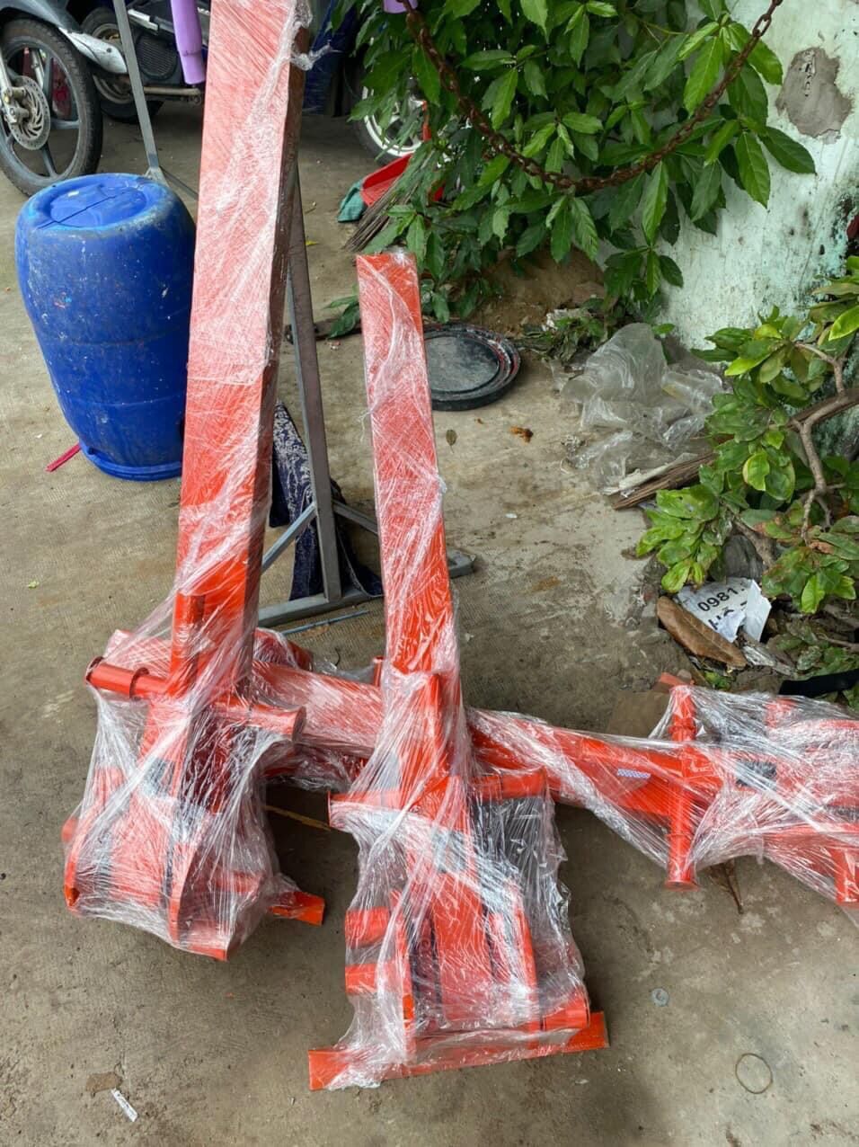 Bàn bẻ sắt D25