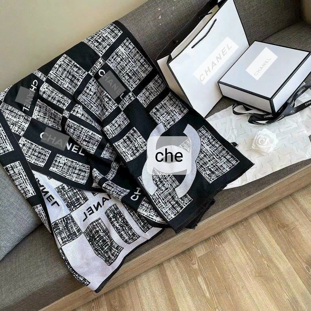 [AuthTuon] KHĂN CHOÀNG KÈM PHỤ KIỆN SANG TRỌNG FULLBOX