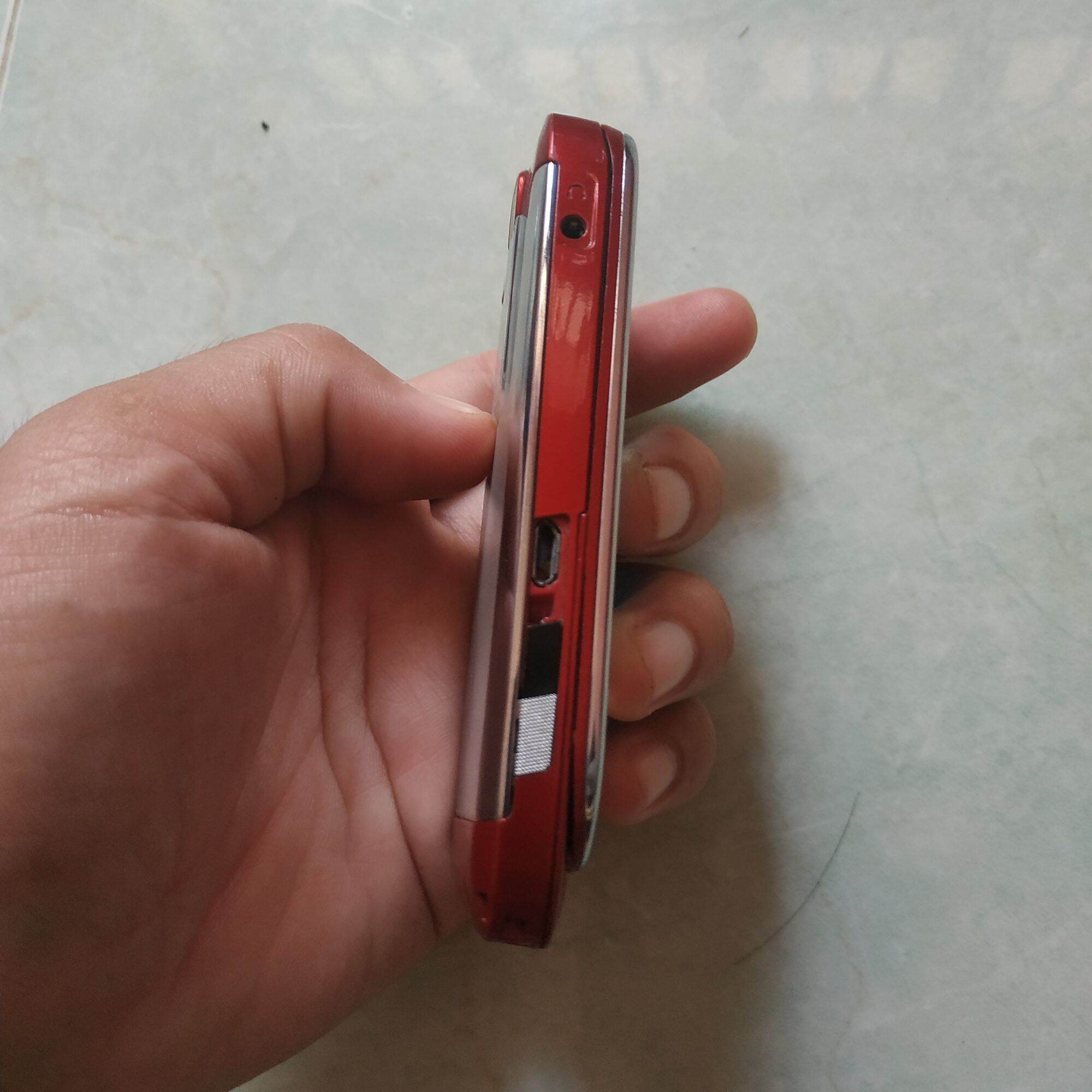 Điện thoại Nokia E66 nắp trượt chính hãng