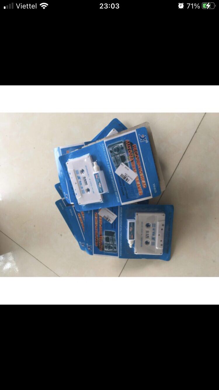 Băng lau đầu từ đài cassette