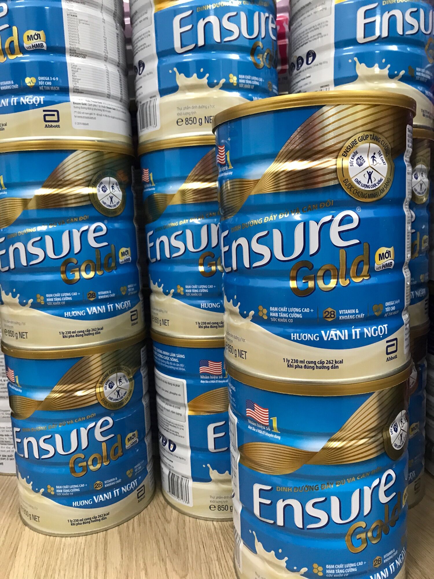 Sữa bột Ensure Gold Vani ít ngọt 850G/lon