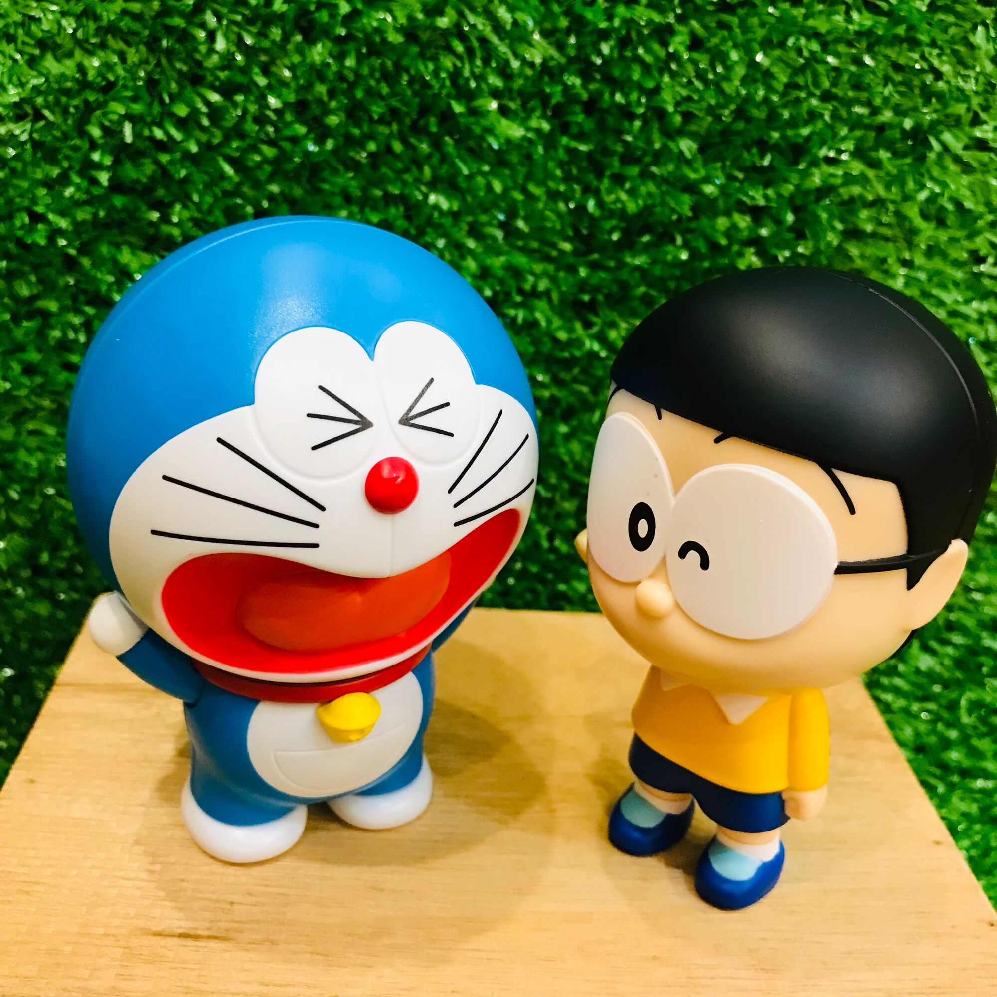 Bộ Mô Hình Các Nhân Vật Phim Doraemon