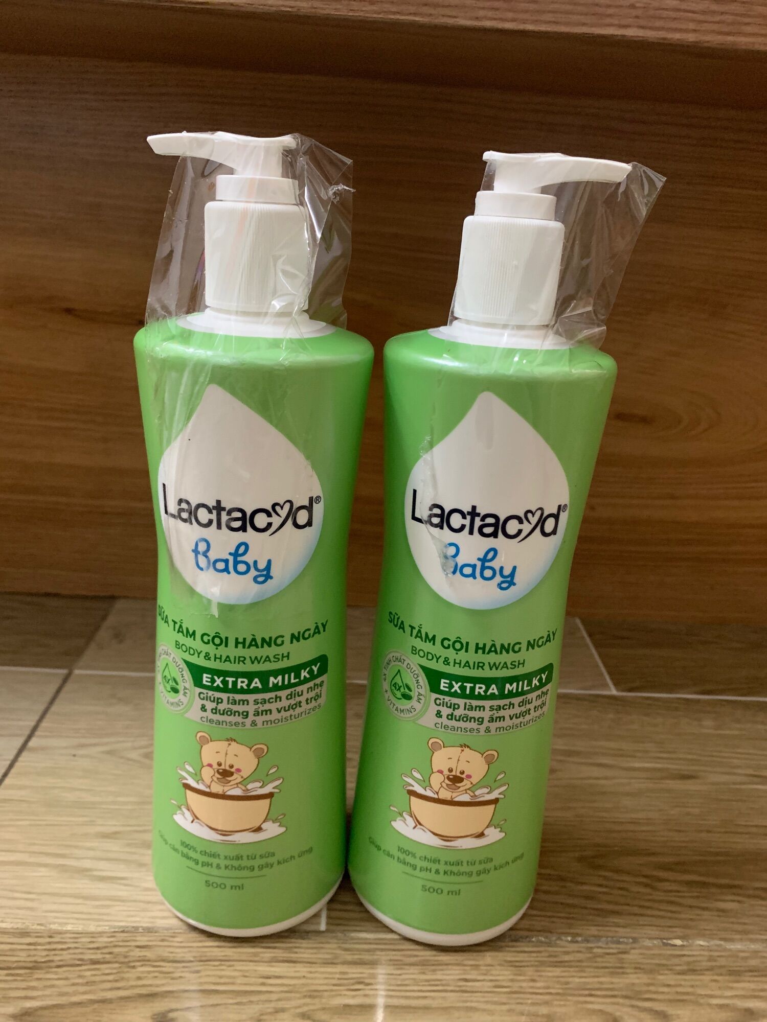 Sữa tắm gội cho bé Lactacyd Milk Vòi 500ml