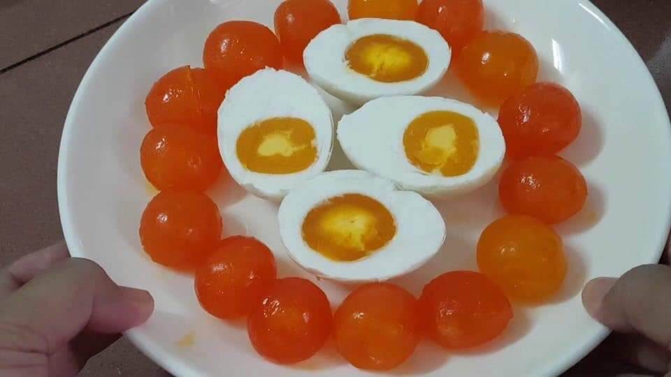 TRỨNG BẮC THẢO