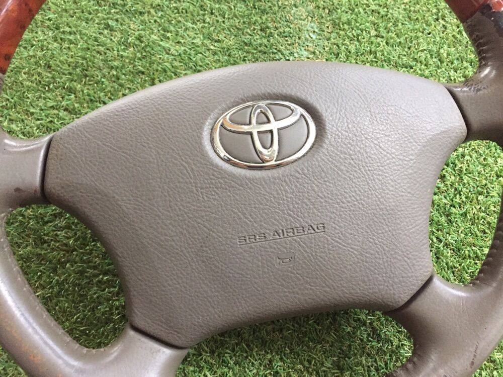 Vô lăng Toyota 4 chấu vân gỗ