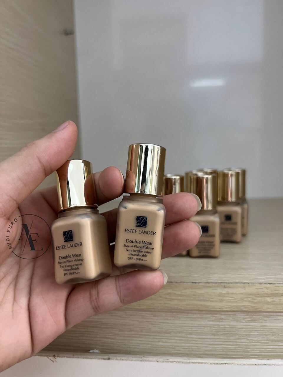 KEM NỀN ESTEE LAUDER