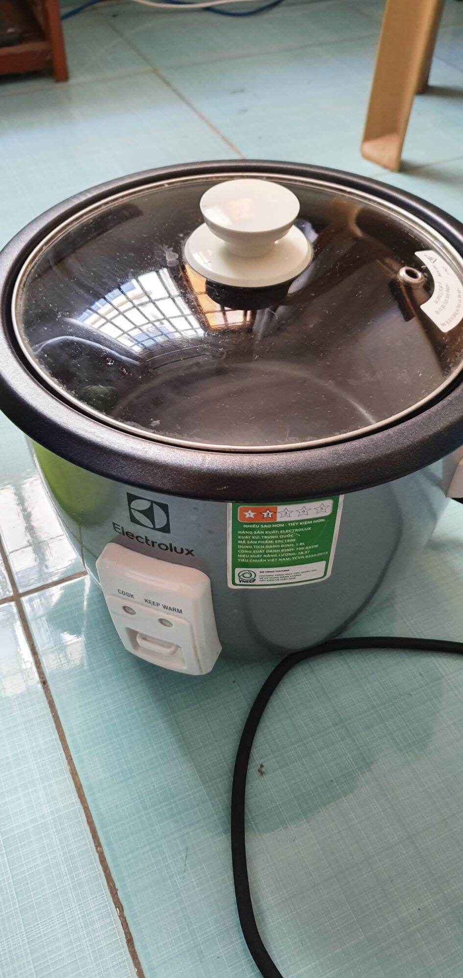 Nồi cơm nắp rời Electrolux ERC1800 - Cũ - Điện Máy Xanh