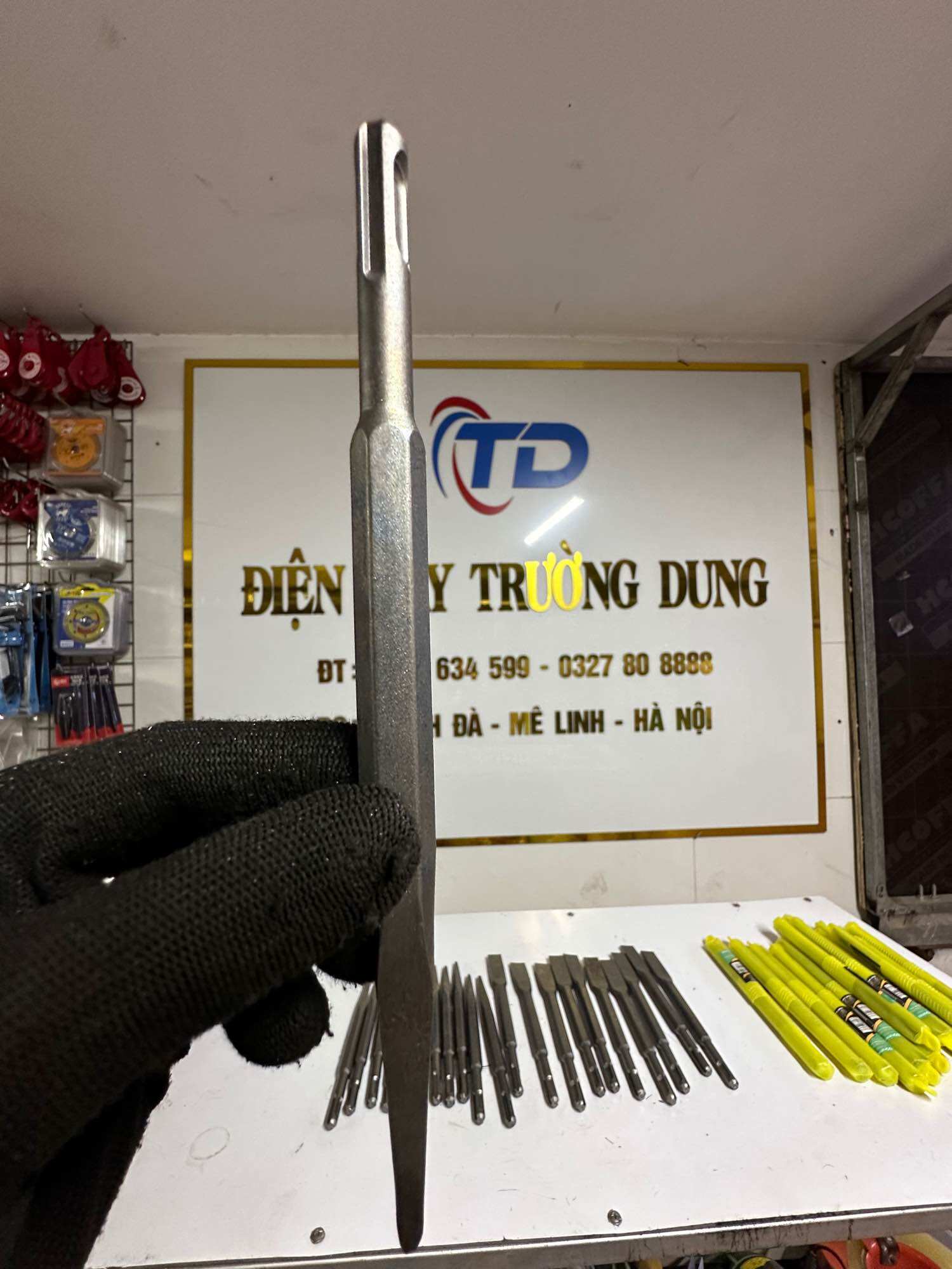 Mũi đục bê tông phi 14 nhọn và dẹt hàng xịn
