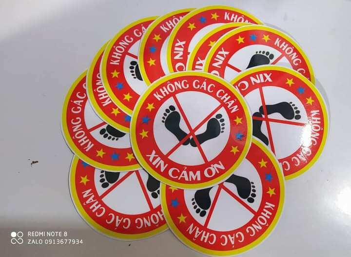 Tem logo không gác chân trang trí xe ô tô, xe tải, xe ben