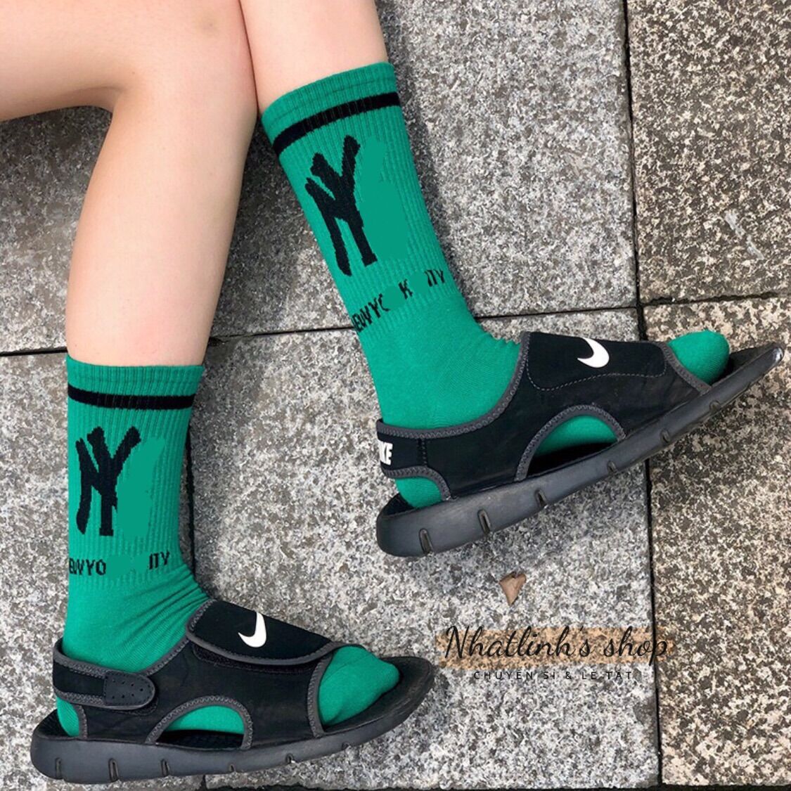 tất (vớ) chữ NY màu cao bắp