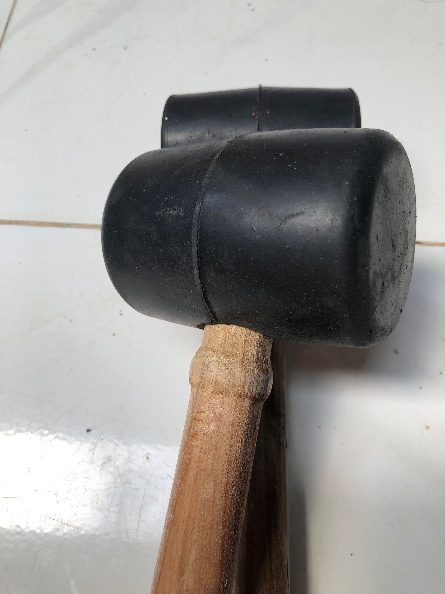 Búa cao su cán gỗ-búa đóng gạch