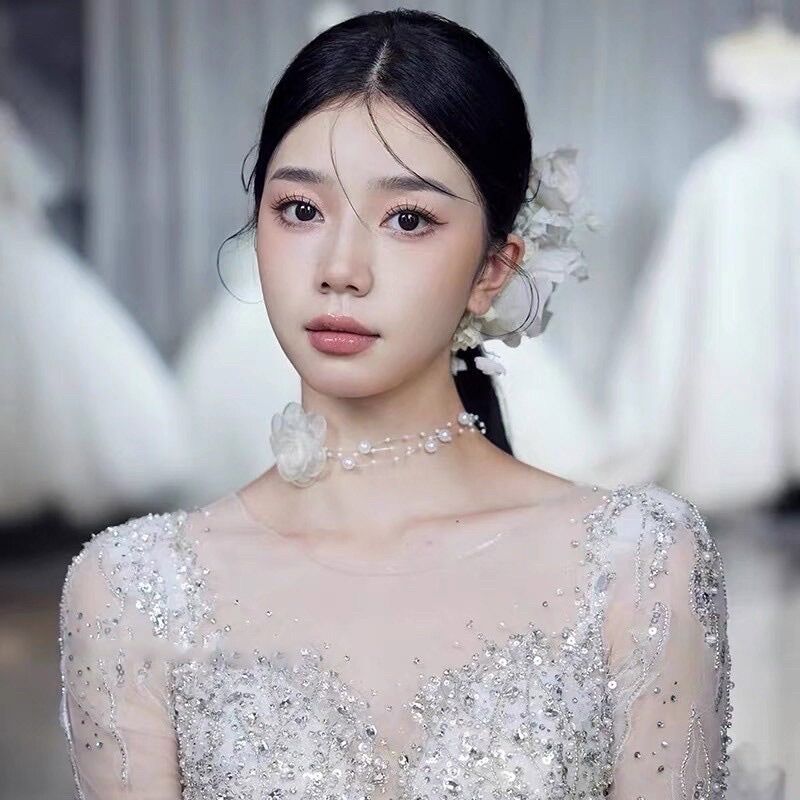 Vòng cổ choker hoa voan dây ngọc