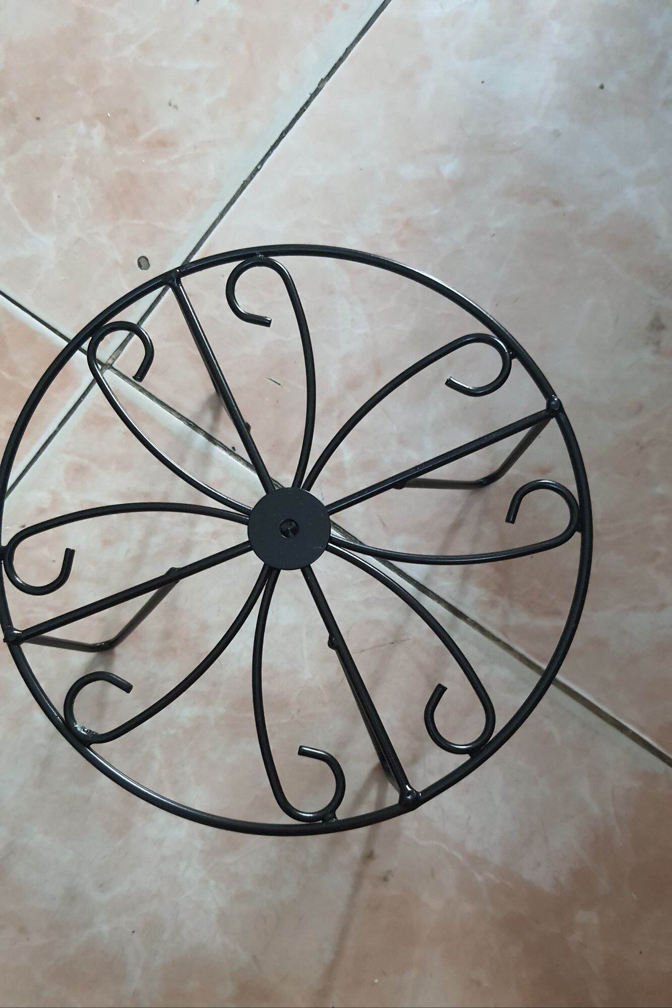 kệ để chậu hoa, bể cá bằng sắt mỹ thuật - đk 21cm