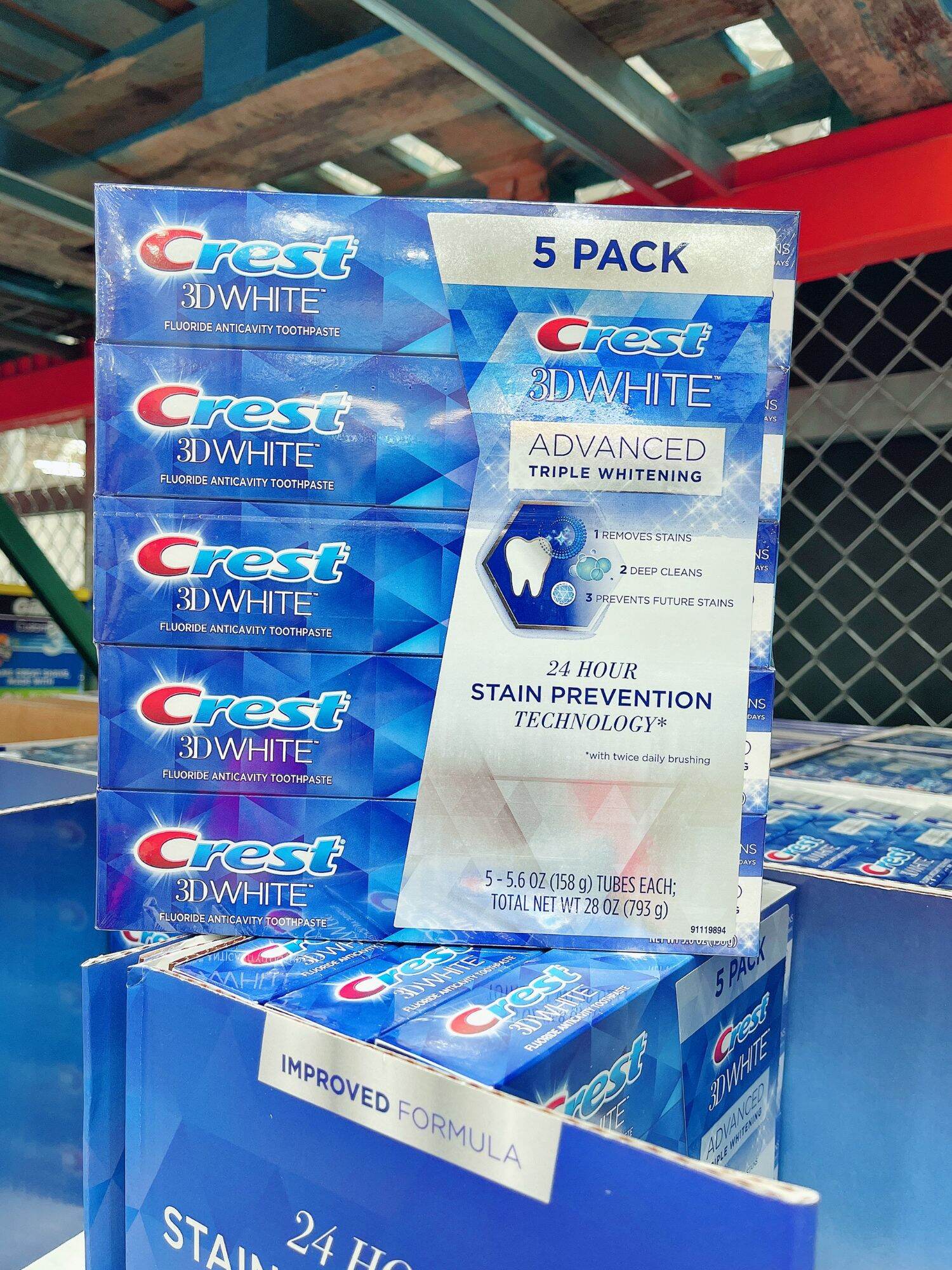Kem đánh răng Crest 3D White 158gr