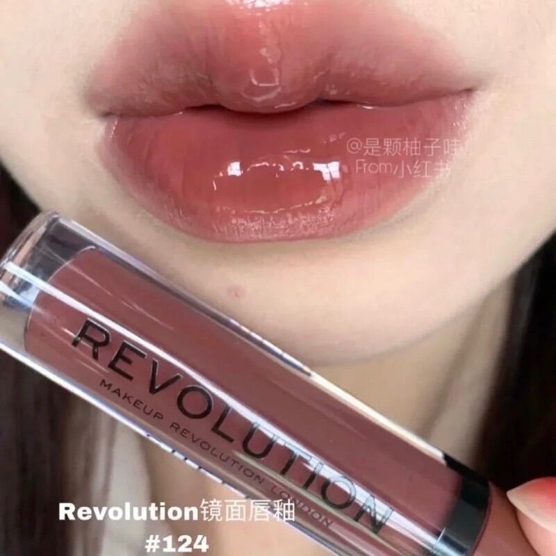 Son bóng Revolution Sheer Brillant màu 124 gone rouge