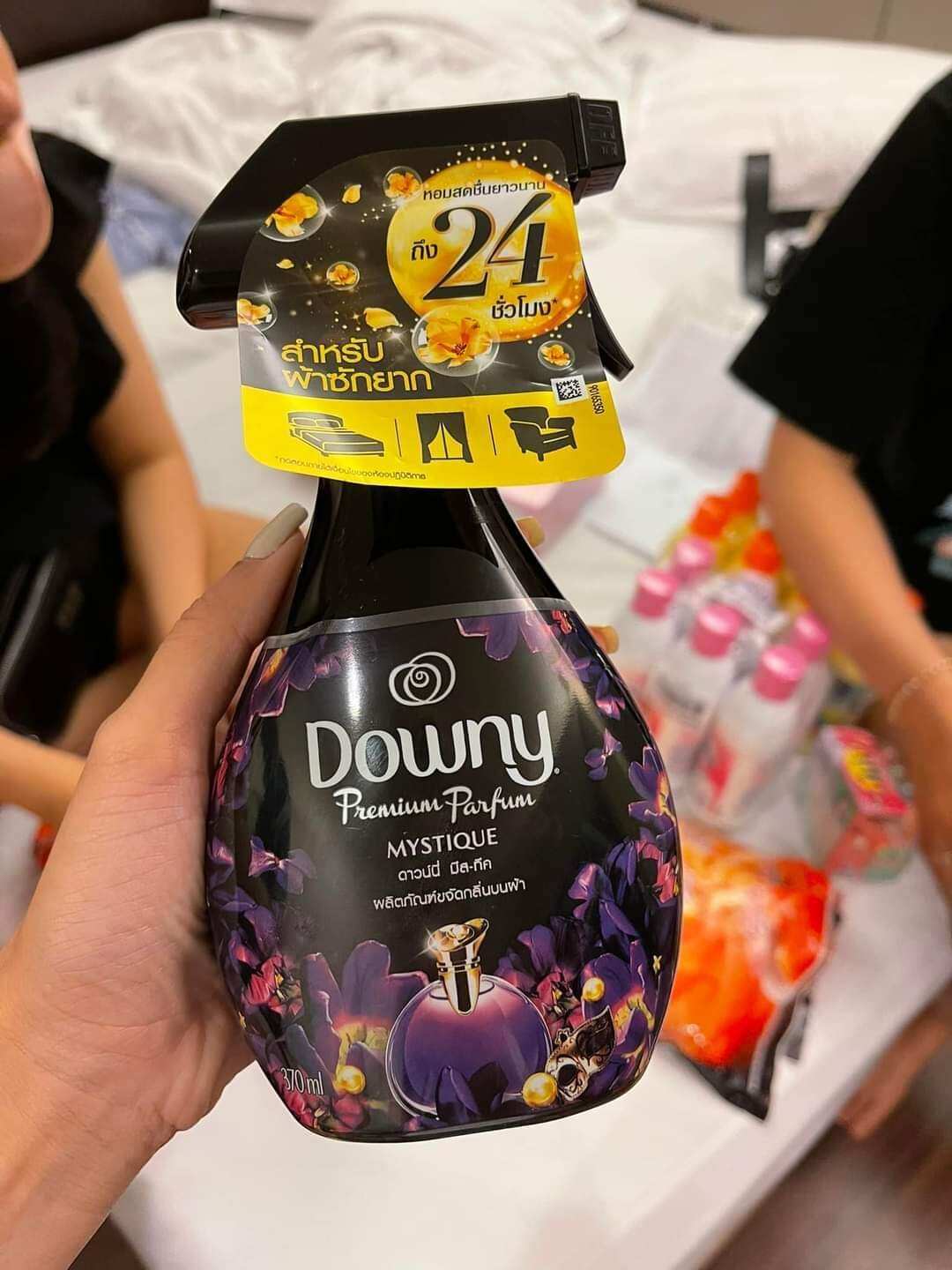Xịt Thơm Quần Áo Downy Thái Lan 370ML