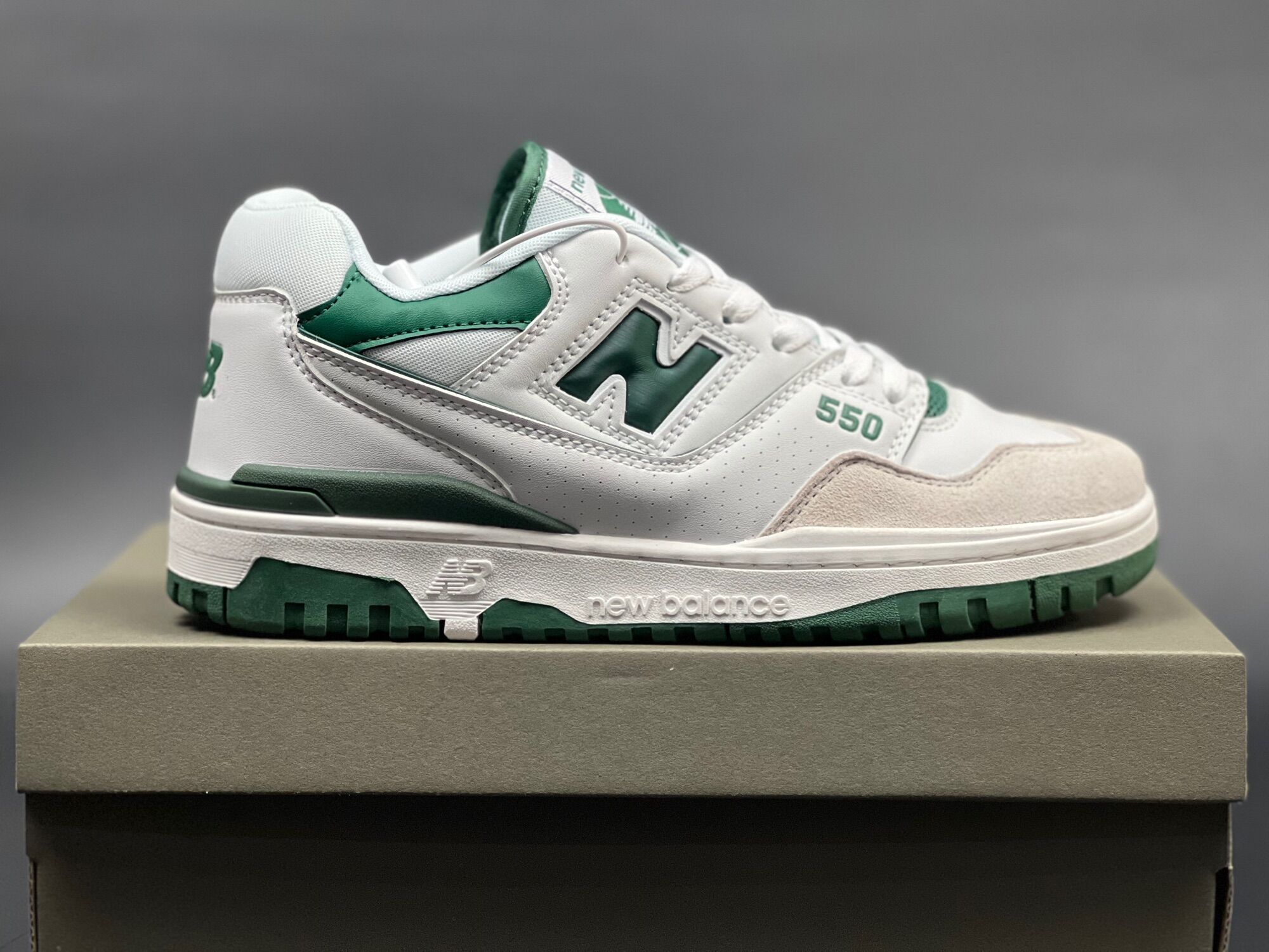 Giày thể thao/ Sneaker NB550 xanh lá (Full box + tặng kèm dây giày)