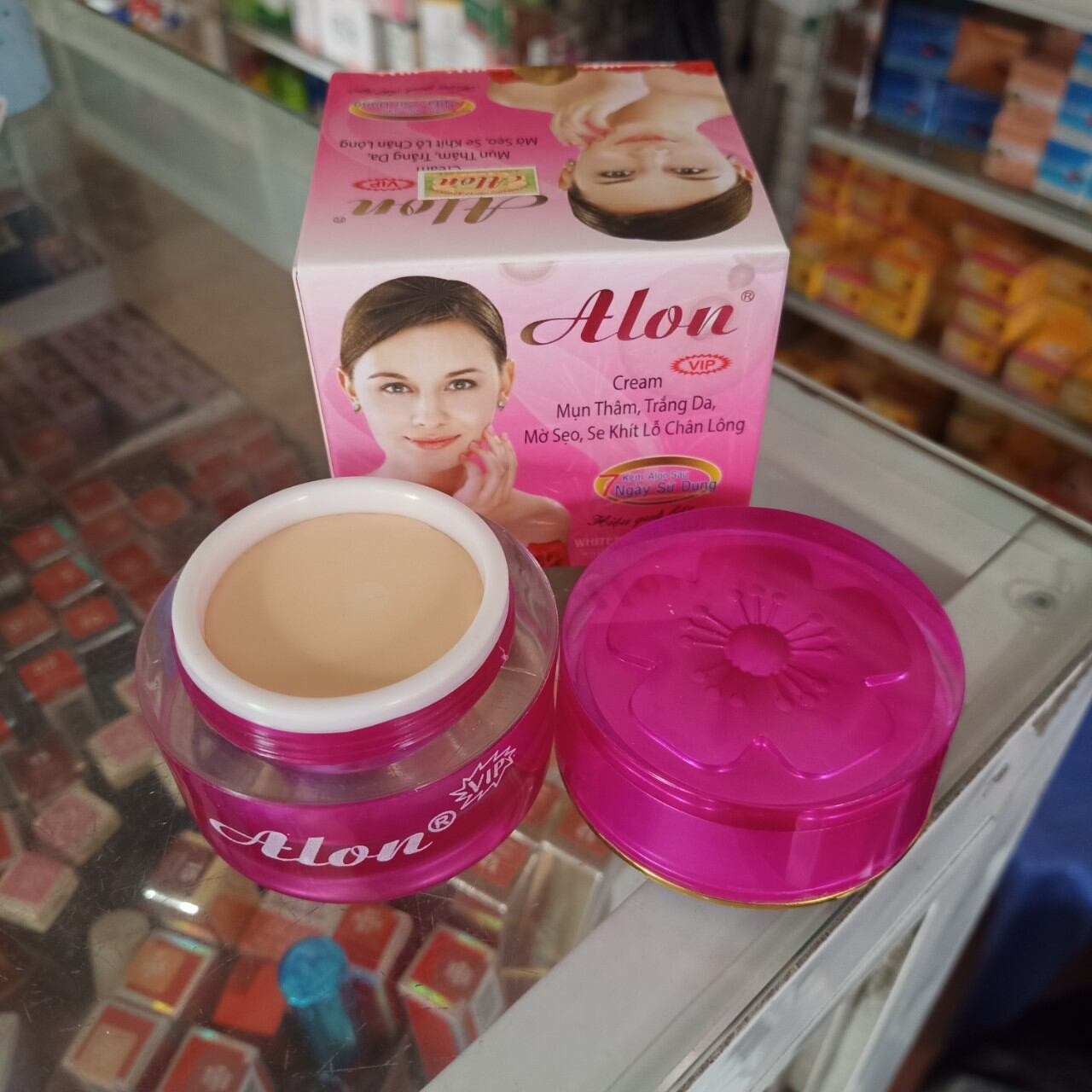 [HCM]Kem alon mụn thâm trắng da 15gr