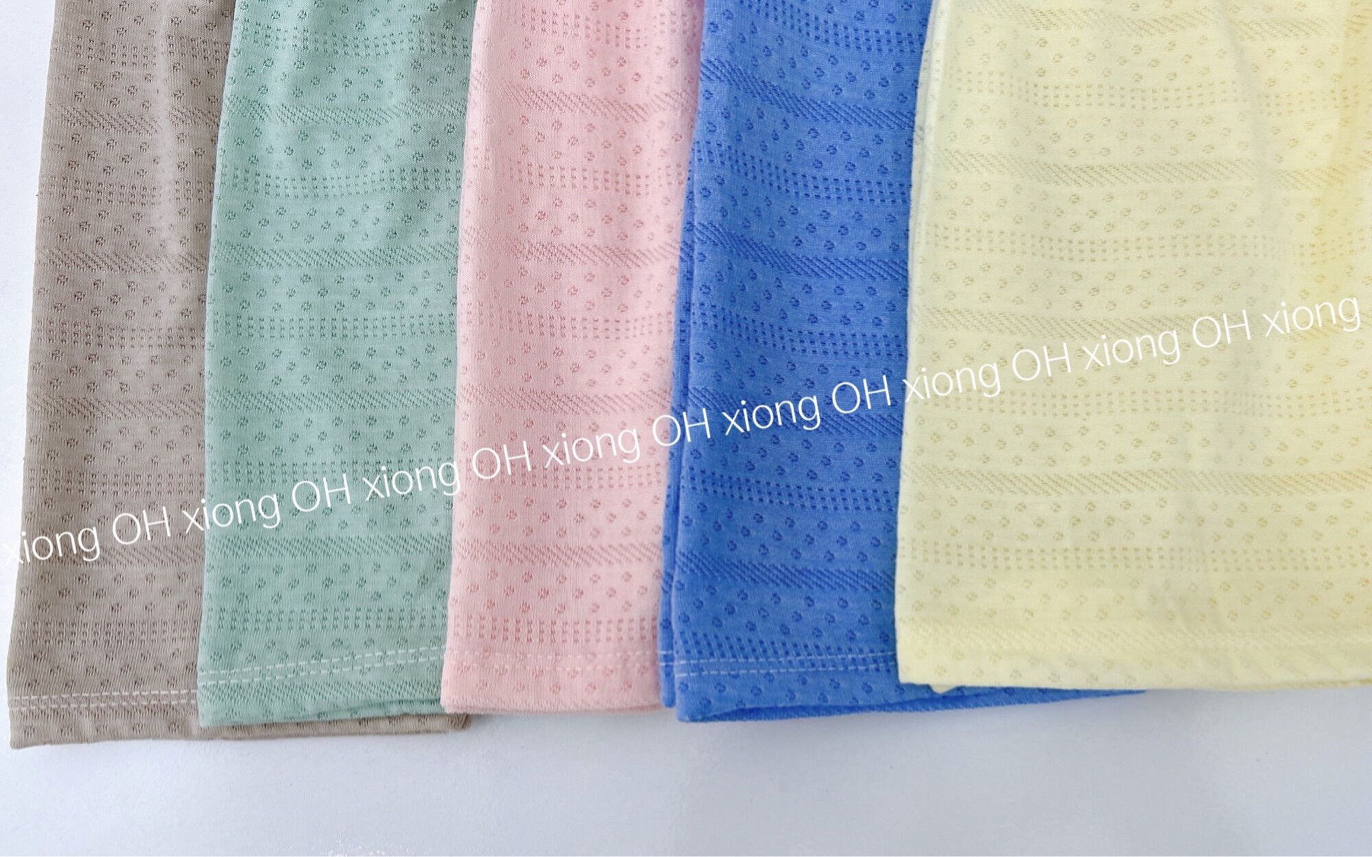 Quần legging lửng thông hơi bé gái