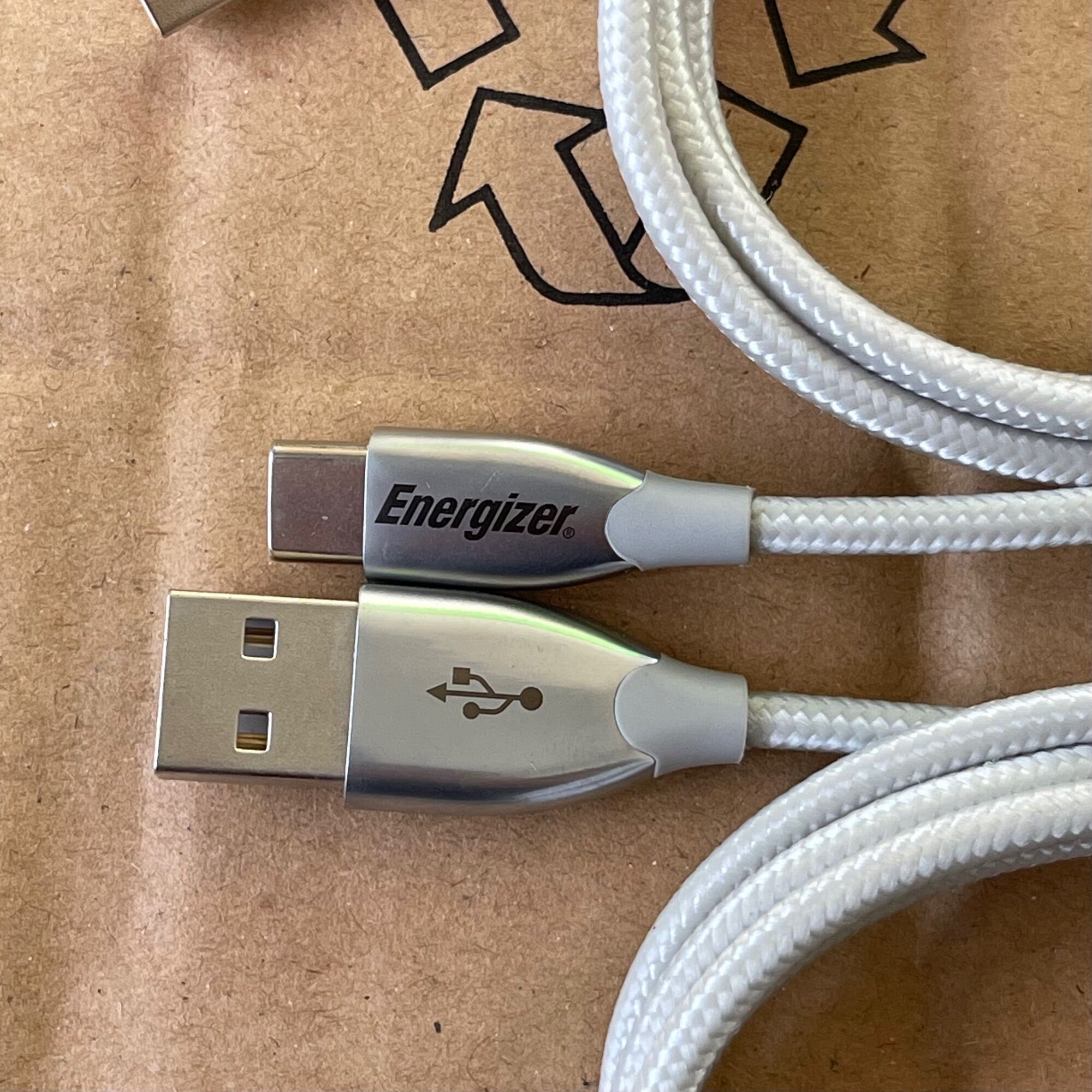 Cáp USB A Type C Energizer Bọc Dù Hỗ Trợ Sạc Nhanh 3A (No Box)