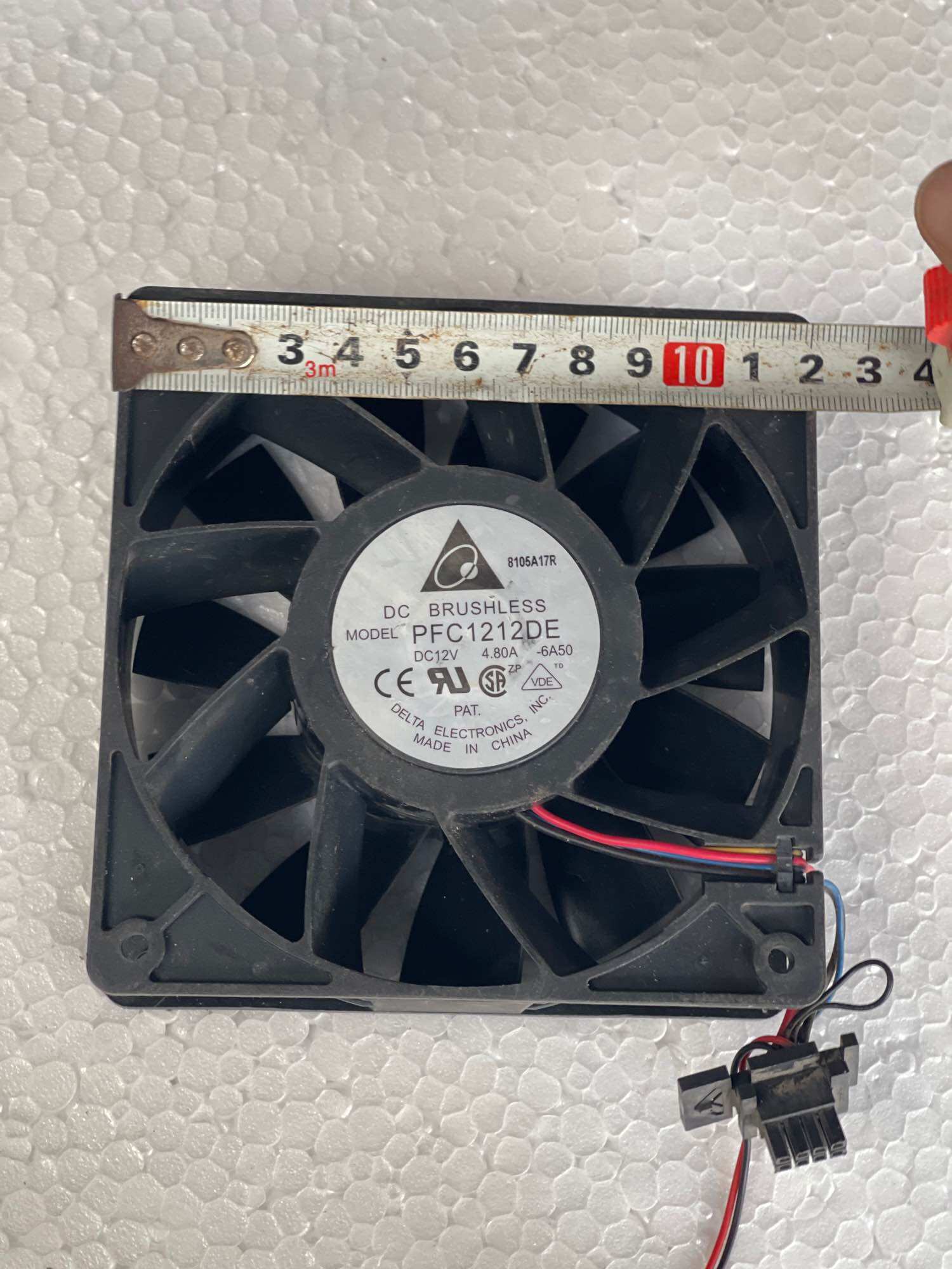 Quạt server hp delta 12v 4.8a , vuông 12cm