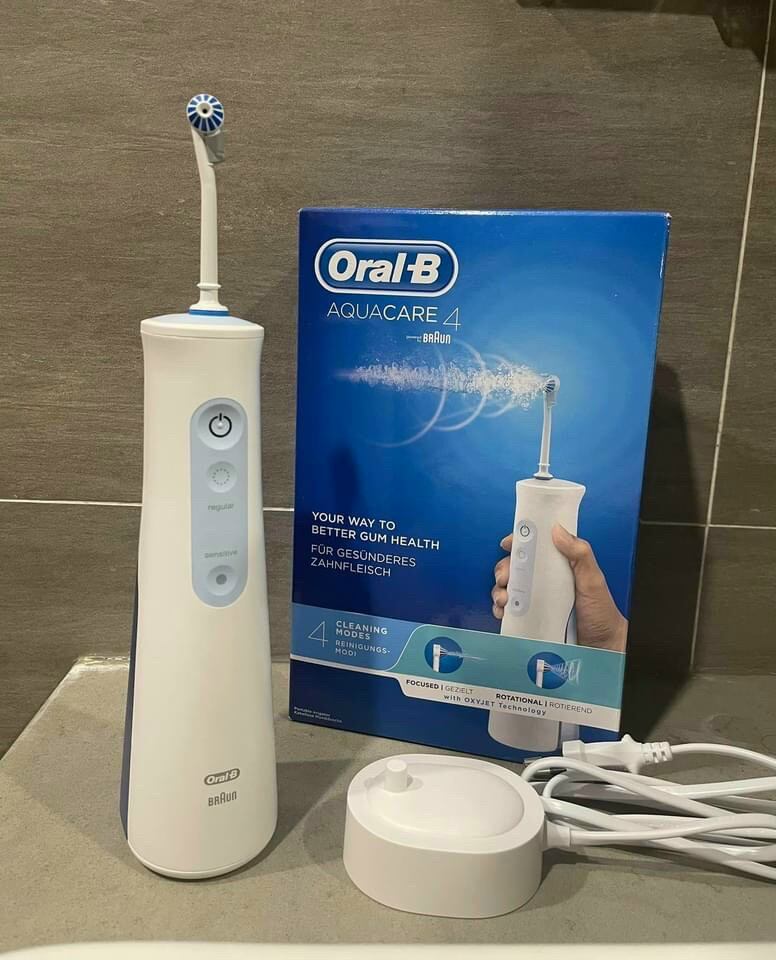Tăm nước Oral B Aquacare 4