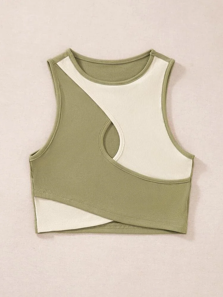 Áo croptop phối hai màu đan chéo ( xanh cốm + sữa )