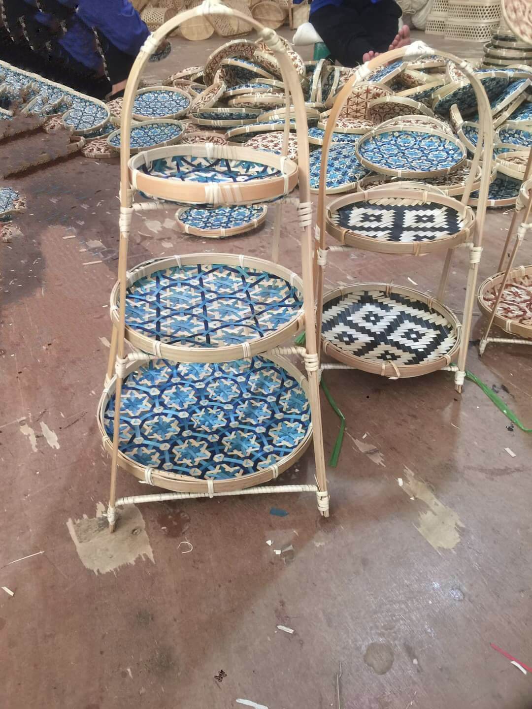 Kệ mẹt tre 3 tầng đan hoa đẹp